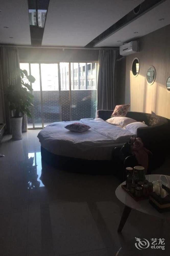 Yawei Apartment Hotel Kunming Exteriör bild