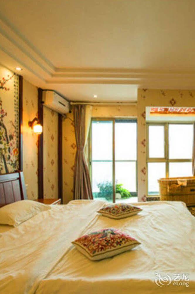 Yawei Apartment Hotel Kunming Exteriör bild